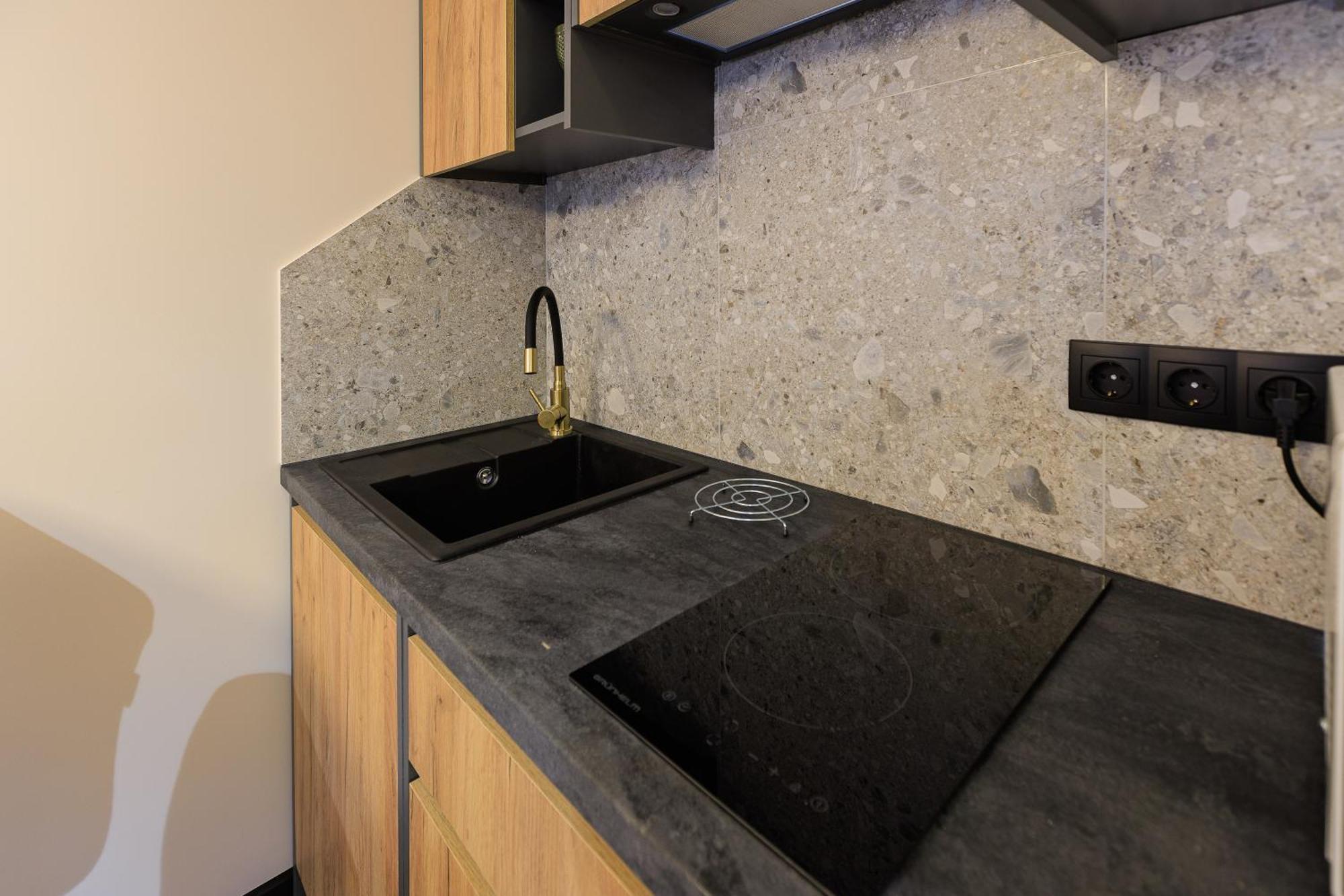 Khmelʼnytsʼkyy Discovery Garden Apartments المظهر الخارجي الصورة